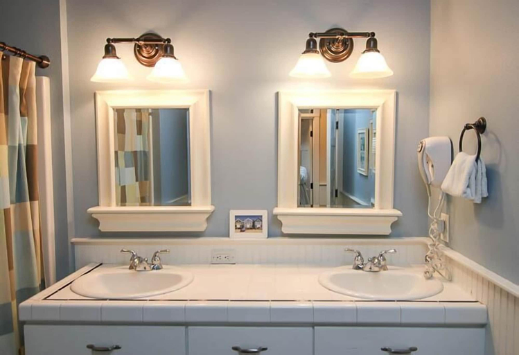 Bathroom, The Spindrift House, Lincoln
