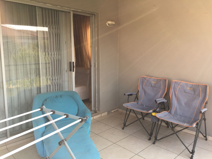 Others 5, Tntee Apartments, City of Johannesburg