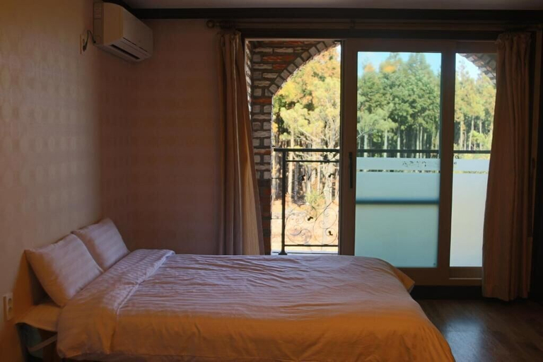 Bedroom 3, Jeju TS Youthhostel Resort, Seogwipo