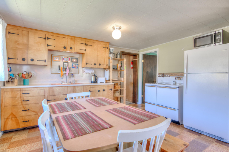 Others 5, Blue Beach Cottage, Tillamook