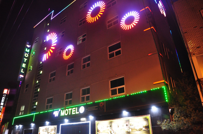 Exterior & Views 1, W Motel, Andong