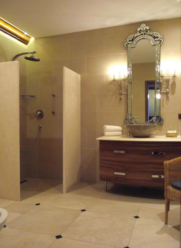 Bathroom 5, Hotel Platengarten, Ansbach