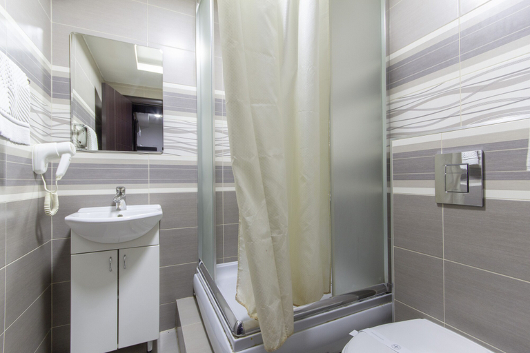 Bathroom 3, Boutique Hotel Madison, Belgrade