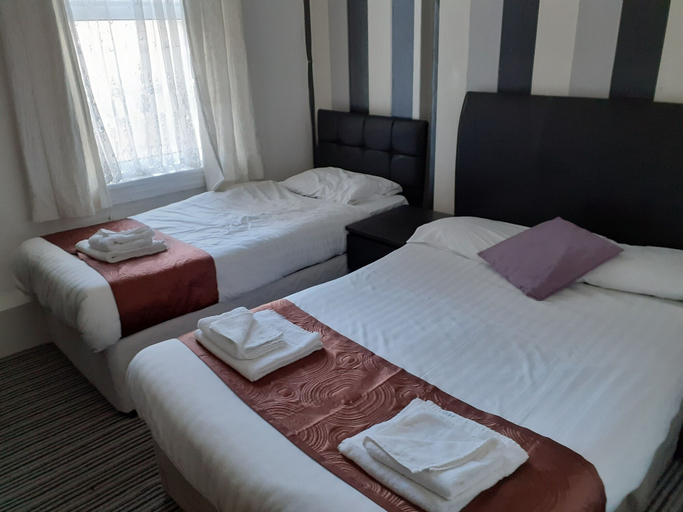 Bedroom 4, Coastal Bay Hotel, Blackpool