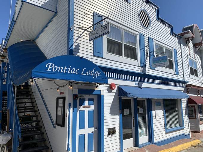 Exterior & Views 1, Pontiac Lodge, Mackinac