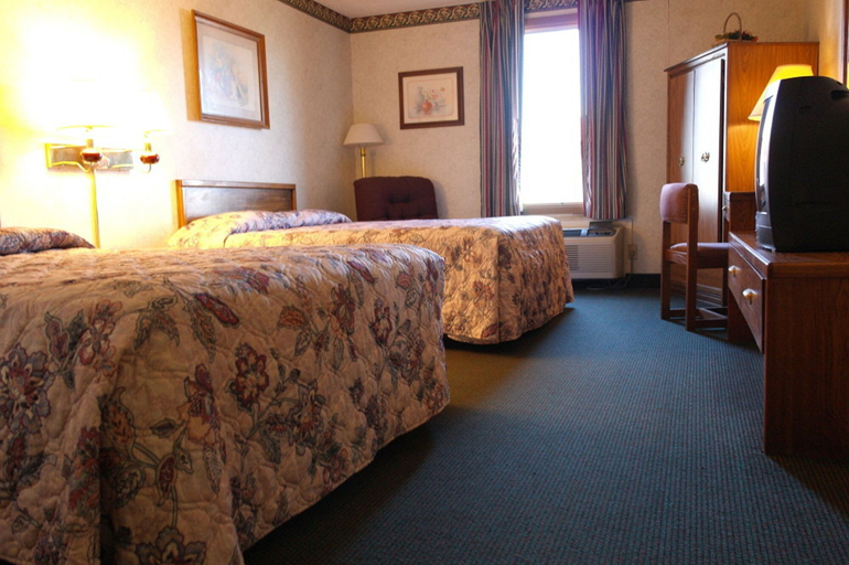 Bedroom 5, State Line Inn, Washington