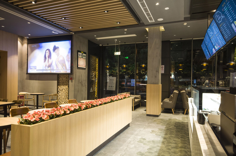 Food & Drinks 4, Hotel Coka Shanghai Pudong Airport, Shanghai