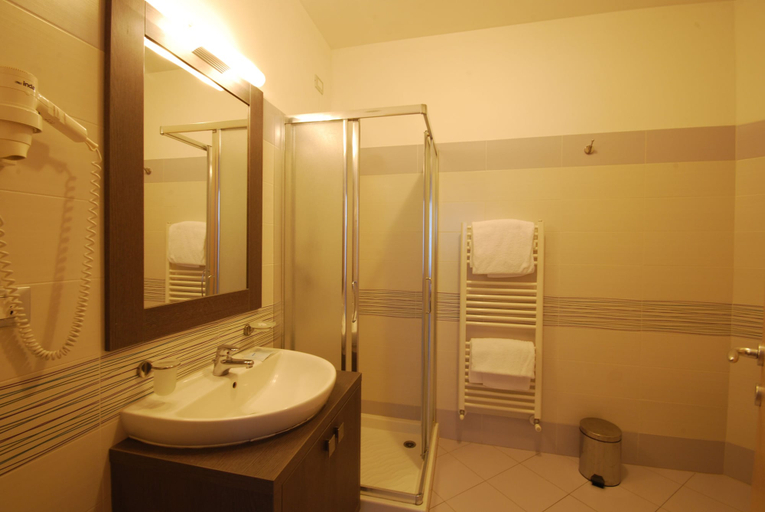 Bathroom, Kiara Residence, Teramo