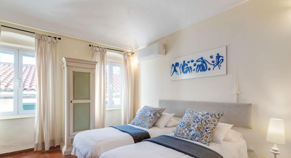 Bedroom 3, Agriturismo Uliveto Saglietto, Imperia