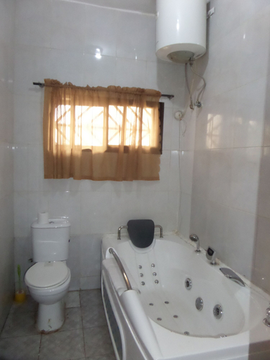 Bathroom 4, Georgio Hotel and Resort 2, AbujaMun