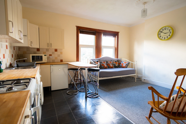 Others 4, Windsor Apartment with Parking, Bath and North East Somerset