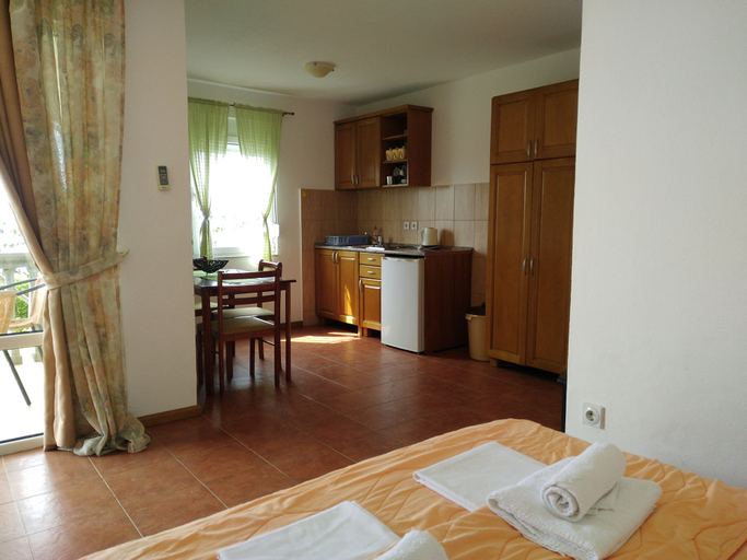 Bedroom 3, Majero Apartments