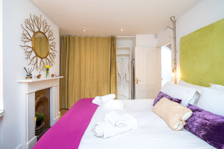 Others 4, JOIVY Colorful Apt W/Garden, In Shepherds Bush, London