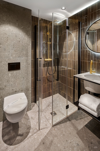 Bathroom 4, Boutique Hotel First City Den Haag, The Hague