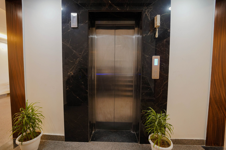 Public Area 5, Lime Tree 2 Bhk Apartment Golf Course, Gurgaon