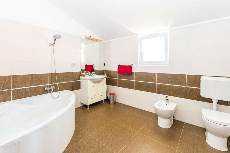 Bathroom 3, Apartment Janko N1, Medulin