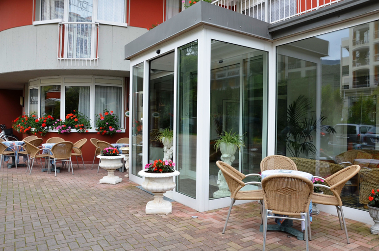 Exterior & Views 2, Hotel Royal, Trento
