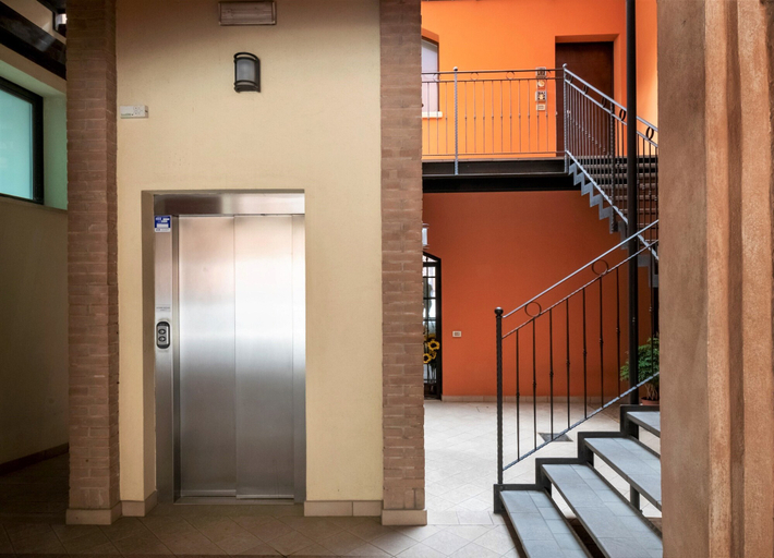 Others 4, Charming Flat in Centro a Ferrara, Ferrara