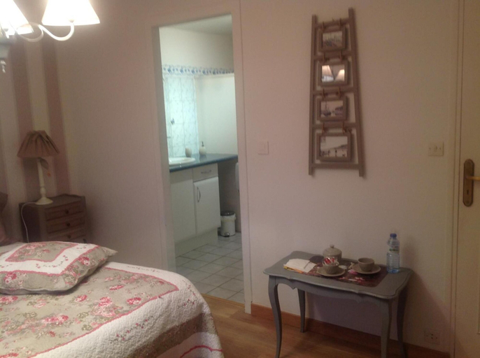 Bedroom 4, Au Jardin d'Eloise, Côtes-d'Armor