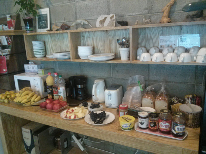 Food & Drinks 5, NeaRest Guesthouse in Jeonju - Hostel, Jeonju