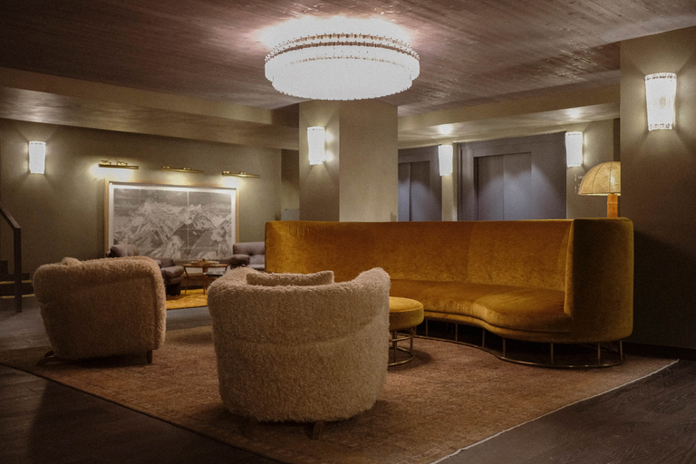Public Area 4, Le Fitz Roy, Savoie