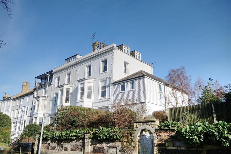 Exterior & Views, Flat 5 - 61 Old Dover Road, Kent