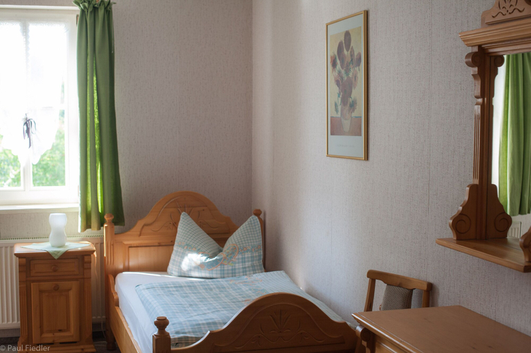 Bedroom 4, Sandgut Mihla, Wartburgkreis