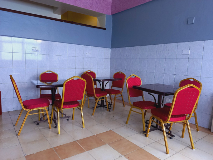 Food & Drinks, Fahari Triple Hotel, Starehe