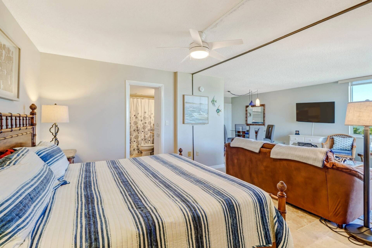 Bedroom 3, Beach & Tennis 1604, Lee