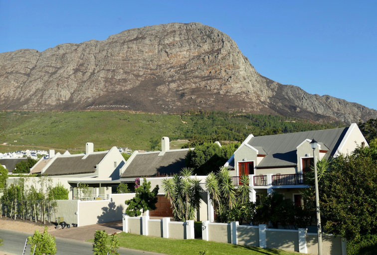 Exterior & Views 2, Rainbow Residence, Cape Winelands
