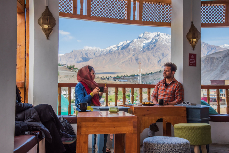 Black Sheep Bed and Breakfast, Kargil