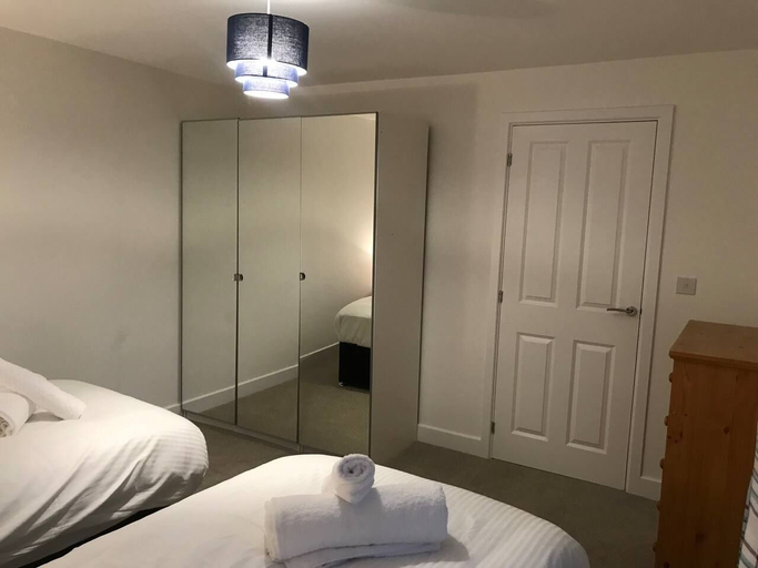 Bedroom 2, New Home Near Science Park & City Centre, Devon