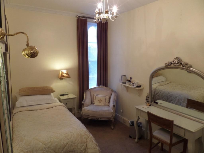 Bedroom 2, Bentley Tower Hotel, Suffolk