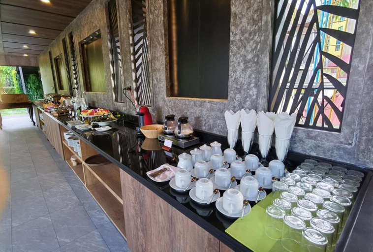 Food & Drinks 5, The Cliff Elegance Resort, Mueang Krabi