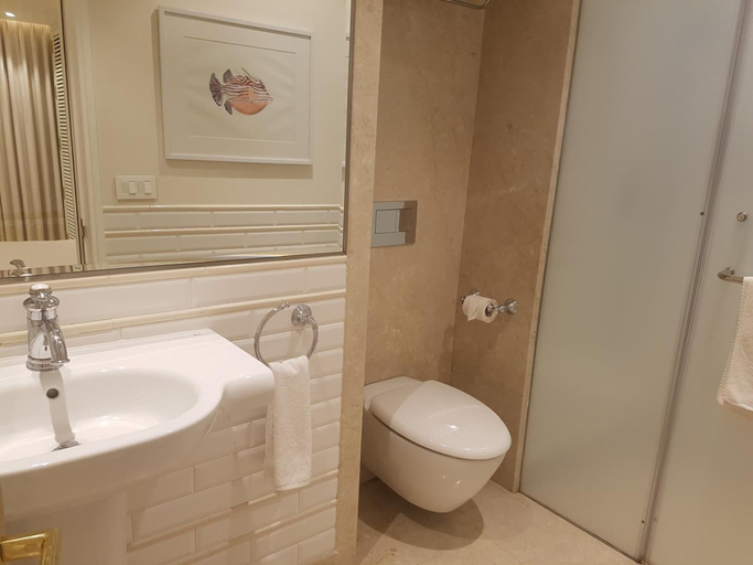 Bathroom 4, Hotel Harbour View, Mumbai City