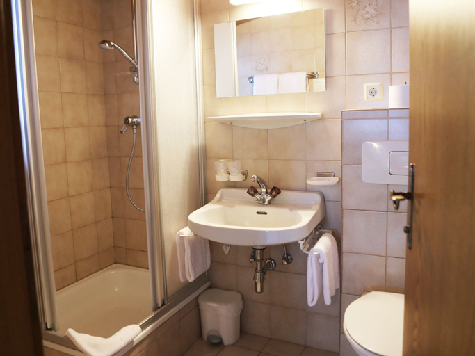 Bathroom 3, Gasthof Madseiterhof, Schwaz