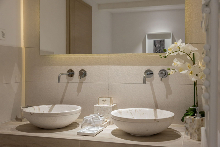 Bathroom 4, Beachfront Villa Feodora Grande, Korčula
