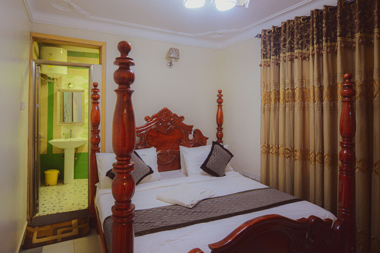 Bedroom 2, Evelyn Apartments Kampala, Kampala
