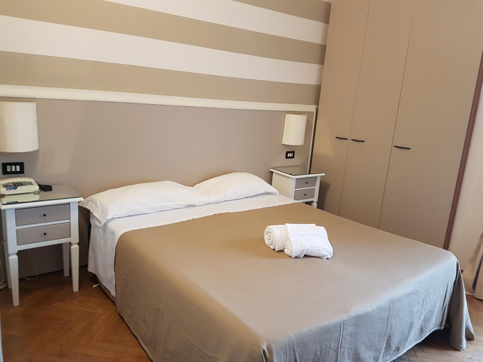 Bedroom 4, Park Hotel, Pistoia