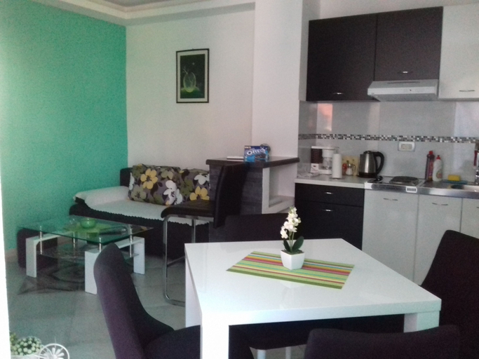 Others 5, Apartmani Mozaici