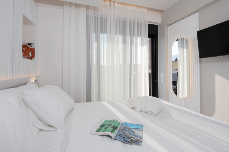 Bedroom 5, Incanto Suites - Mets, Attica