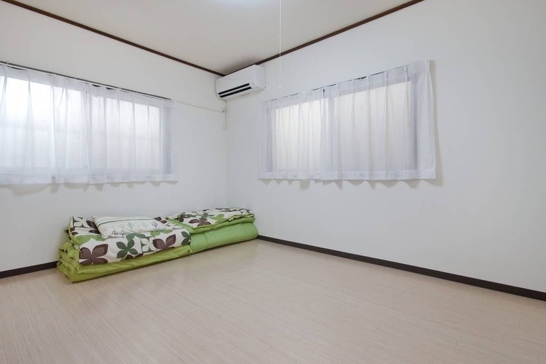 Bedroom 2, Guesthouse SAYURI HONKAN, Osaka