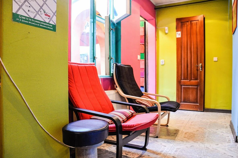 Others 5, Funky Mamaliga Hostel