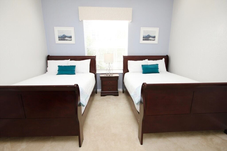 Bedroom 2, Lakeview Fantasy New! 3 Bedroom Condo by RedAwning, Orange