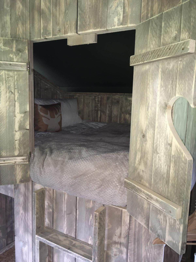 Bedroom 3, Wingfield Escapes, Suffolk