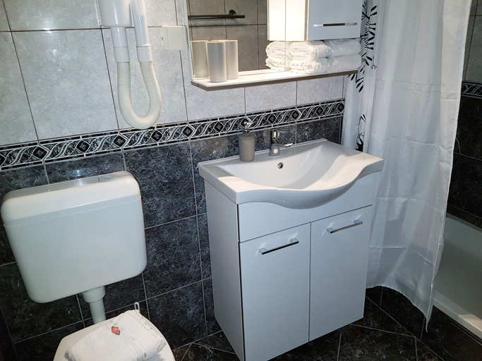 Bathroom 4, Guest House Antonia, Baška Voda
