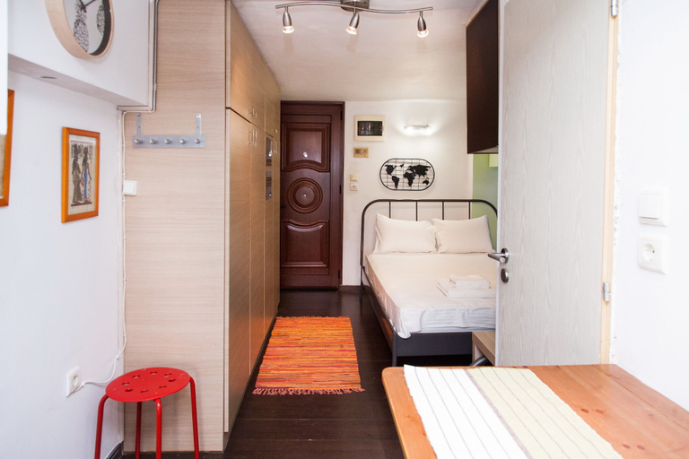Bedroom 4, Cozy studio in keramikos, Attica