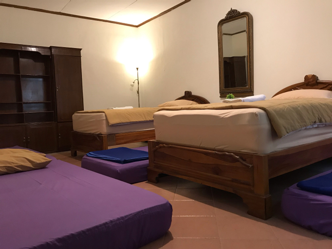 Bedroom 18
