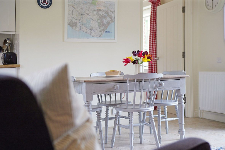 Others 4, Fig Cottage, East Sussex
