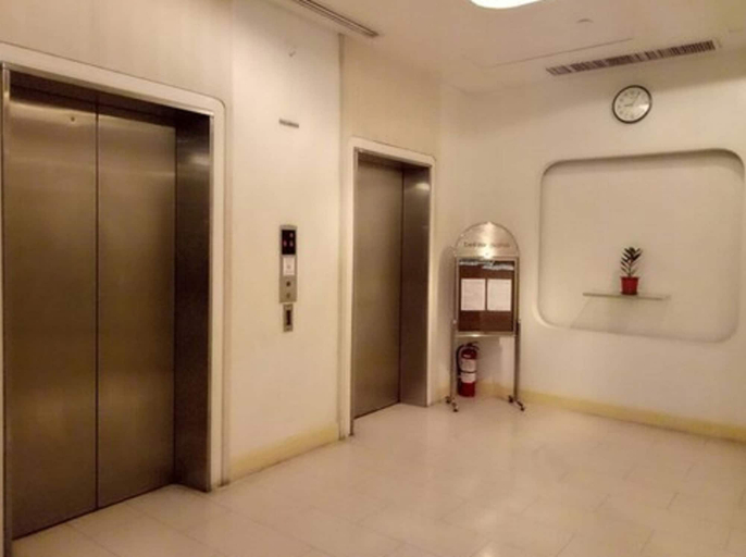 Others 5, Dragonlink Suites, Makati City